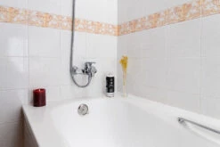 MTN PRO Bathtub & Tile Paint 400ml 9 MTN PRO Bathtub & Tile Paint 400ml -Montana Colors mtnpropinturabaerasyazulejos4571