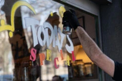 MTN PRO Spray Paint - Erasable Chalk 400ml - Light Red -Montana Colors mtnpropinturatizaborrable 8050729 dc683042 7fcd 4032 861b ba453d18f88b